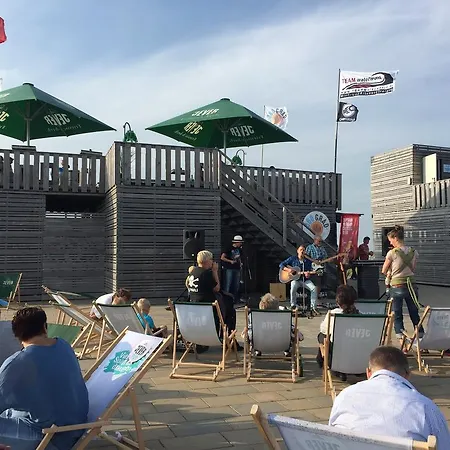 Апартаменты Amrumbank Бюзум